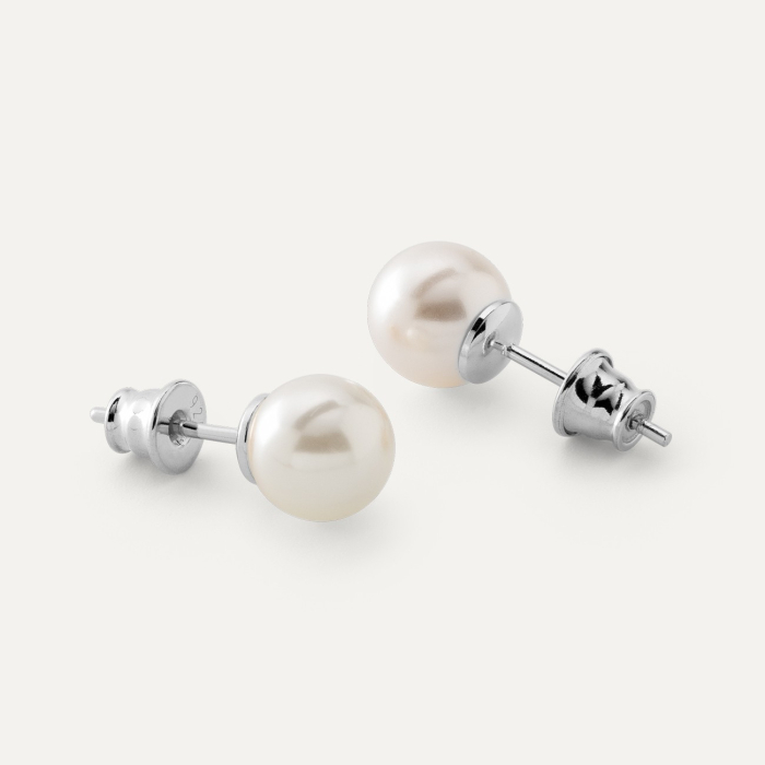 Silver stud earrings with white pearl platinum plated