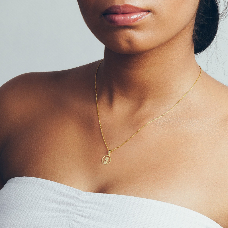 Gold necklace with a medallion - Our Lady, 585 (14K)                                    