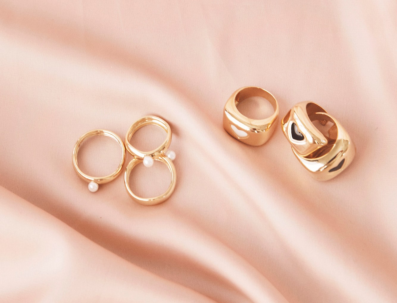 Ring mit einer Perle Ring mit einer Perle